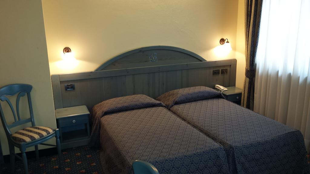 Hotel Pesek San Dorligo della Valle Ruang foto