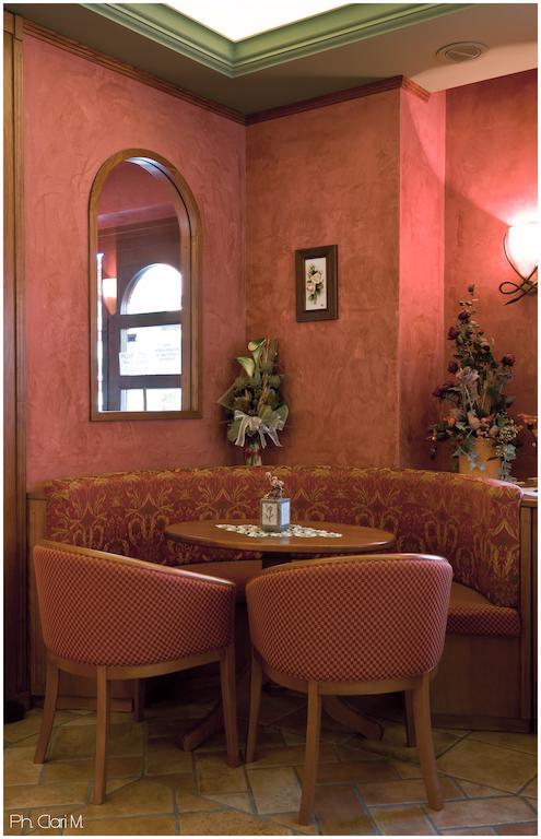 Hotel Pesek San Dorligo della Valle Bagian luar foto